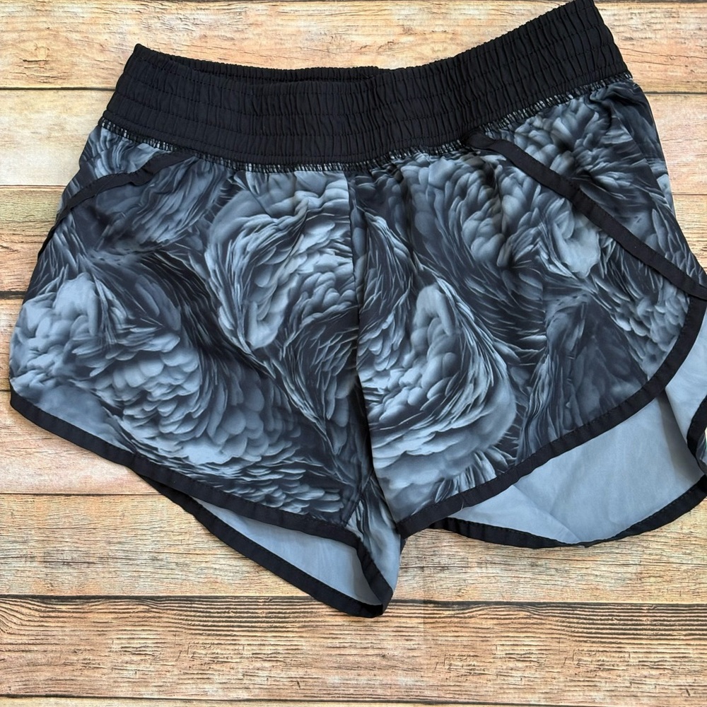 Champion Women's Feather Pattern Athletic Shorts